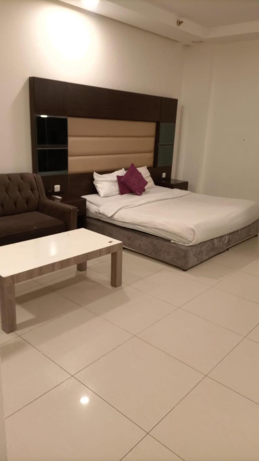 Aram Room Riyadh Exterior photo
